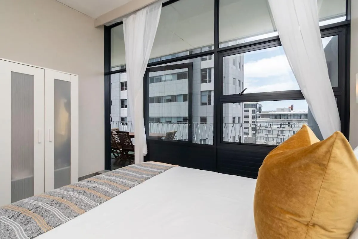 City 2Bed W Balcony 5 Minutes To V&A, Cticc Le Cap