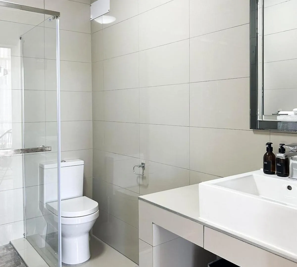City 2Bed W Balcony 5 Minutes To V&A, Cticc Le Cap Appartement